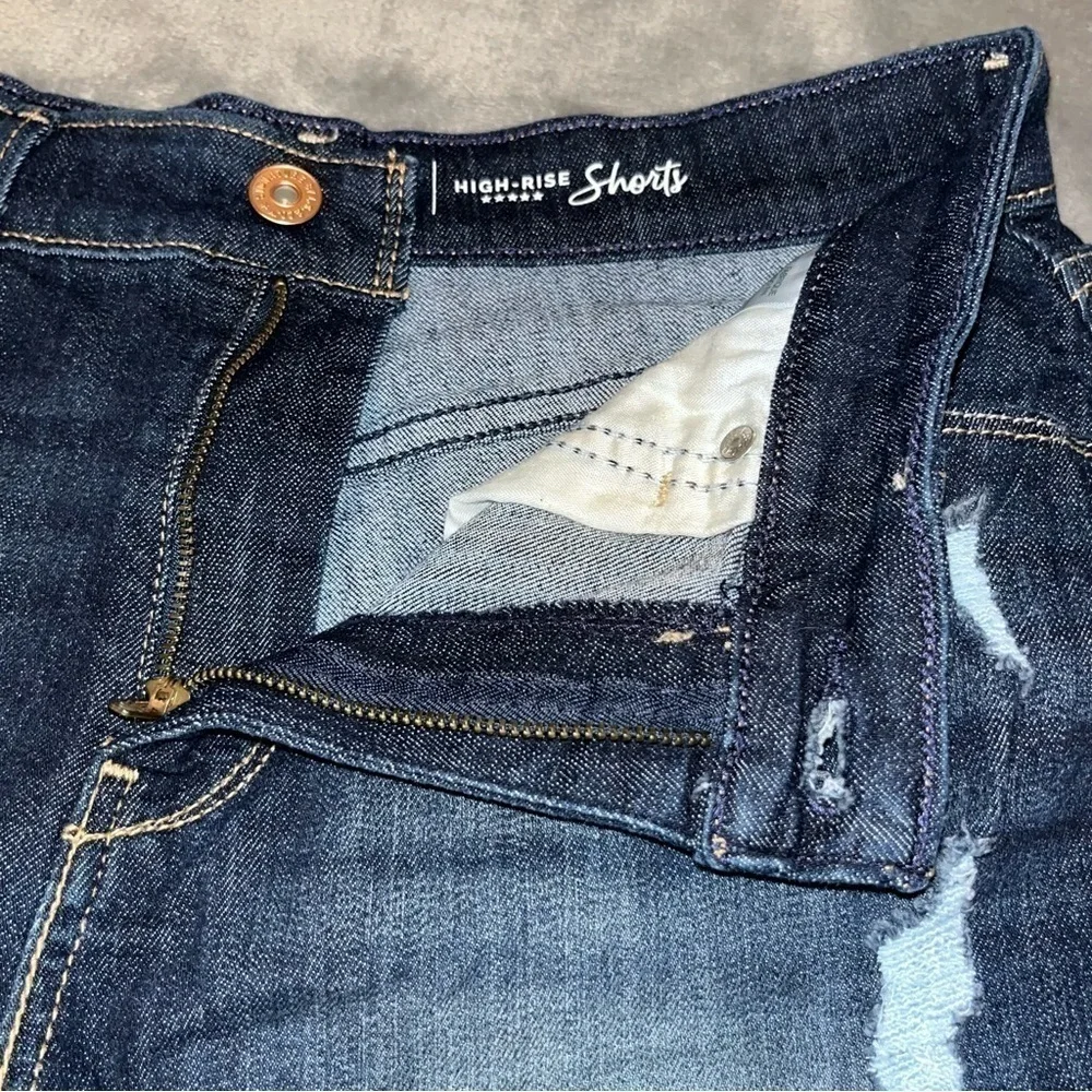 Signature by Levi Strauss High Rise Denim Jean Shorts Women’s Size 8 Waist 29